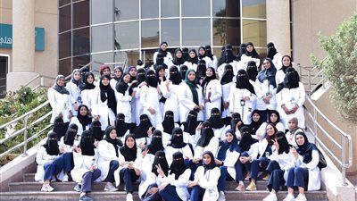 درجات تنسيق القبول في مدارس التمريض 2025 بالمحافظات - الخليج الان
