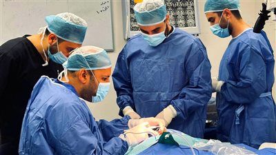 طفلة تستعيد سمعها.. نجاح جديد لزراعة القوقعة داخل منظومة التأمين الصحي الشامل بالإسماعيلية - الخليج الان