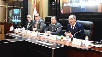 إتصالات النواب تجتمع بالوزير بعد حريق سنترال رمسيس..وتوجه بإعادة هيكلة إجراءات السلامة داخل السنترالات الحيوية - الخليج الان