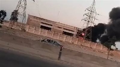 حريق يلتهم مبنى تابعًا لشركة كهرباء العاشر من رمضان.. وفرق الإطفاء تواصل جهود السيطرة - الخليج الان