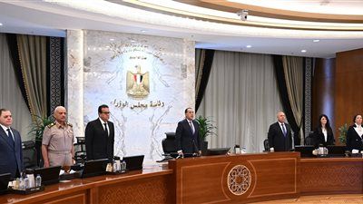 فى اجتماعه اليوم.. مجلس الوزراء يقف دقيقة حداد على أرواح شهداء «الدائري الإقليمي» و «سنترال رمسيس» - الخليج الان