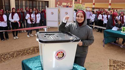 الهيئة الوطنية للانتخابات: القائمة الوطنية من أجل مصر تقدمت بأوراقها رسميا على الأربع دوائر بمحافظات الجمهورية ..وطلبات ترشح الفردى وصلت لـ 388..وغلق الباب غدا الخميس - الخليج الان