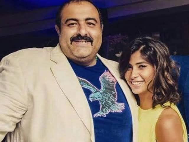 كانت بتشكر فيه.. محمد صلاح العزب يكشف كلمات روبي عن المخرج الراحل سامح عبد العزيز - الخليج الان