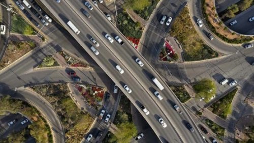 900 ريال غرامة .. المرور السعودي يكشف شروط الزائرين الجديدة للرخص الأجنبية والدولية