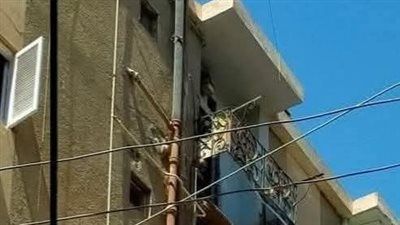 بدون وقوع إصابات بشرية.. سقوط بلكونة شقة بمساكن النويري بالفيوم - الخليج الان