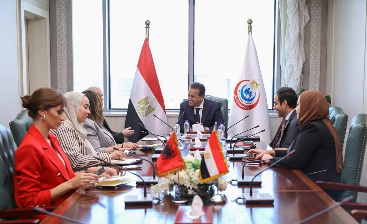 نائب رئيس الوزراء وزير الصحة يبحث مع سفير جمهورية ألبانيا بالقاهرة سبل تعزيز التعاون في القطاع الصحي - الخليج الان