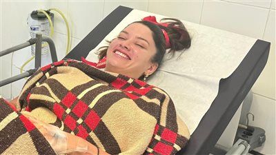 نزلة معوية حادة.. نقل سينتيا خليفة المستشفى في لبنان بعد تعرضها لوعكة صحية - الخليج الان