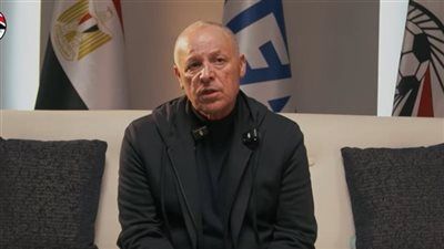 برئاسة أبو ريدة.. اتحاد الكرة يوافق على تشكيل لجنة شئون اللاعبين المحترفين بالخارج - الخليج الان