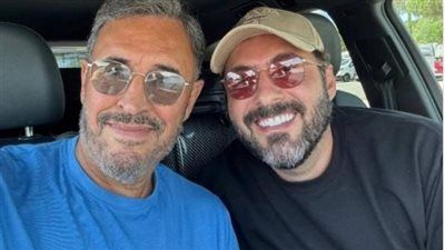 رفقة أحد اصدقائه.. أول ظهور لـ كاظم الساهر بعد شائعة وفاته - الخليج الان