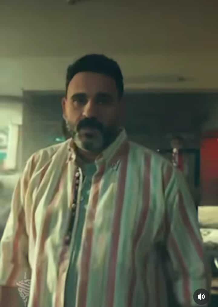 بعد فيديو انسحابه من موقع التصوير.. أكرم حسني يكشف الحقيقة - الخليج الان