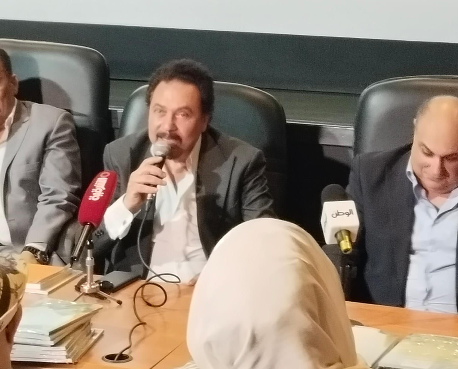 محمد رياض: الدورة 18 آخر دورة ليا في المهرجان القومي للمسرح - الخليج الان