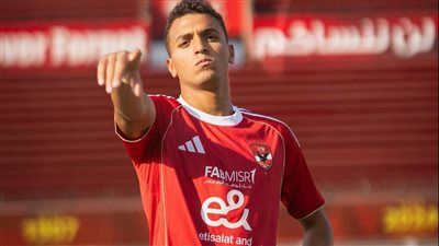 ياسين مرعي: حققت حلم حياتي.. وتاريخ الأهلي يتحدث عن نفسه - الخليج الان