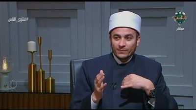 لو لقيت حاجة فى الشارع اتصرف إزاى؟.. أمين الفتوى يجيب - الخليج الان