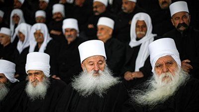 لا يحجون ولا يصومون رمضان.. أسرار العقيدة الدرزية السورية الغامضة - الخليج الان