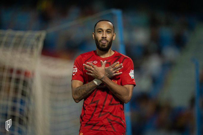 القادسية السعودي يعلن رسمياً فسخ عقد بيير إيميريك أوباميانج بالتراضي - الخليج الان