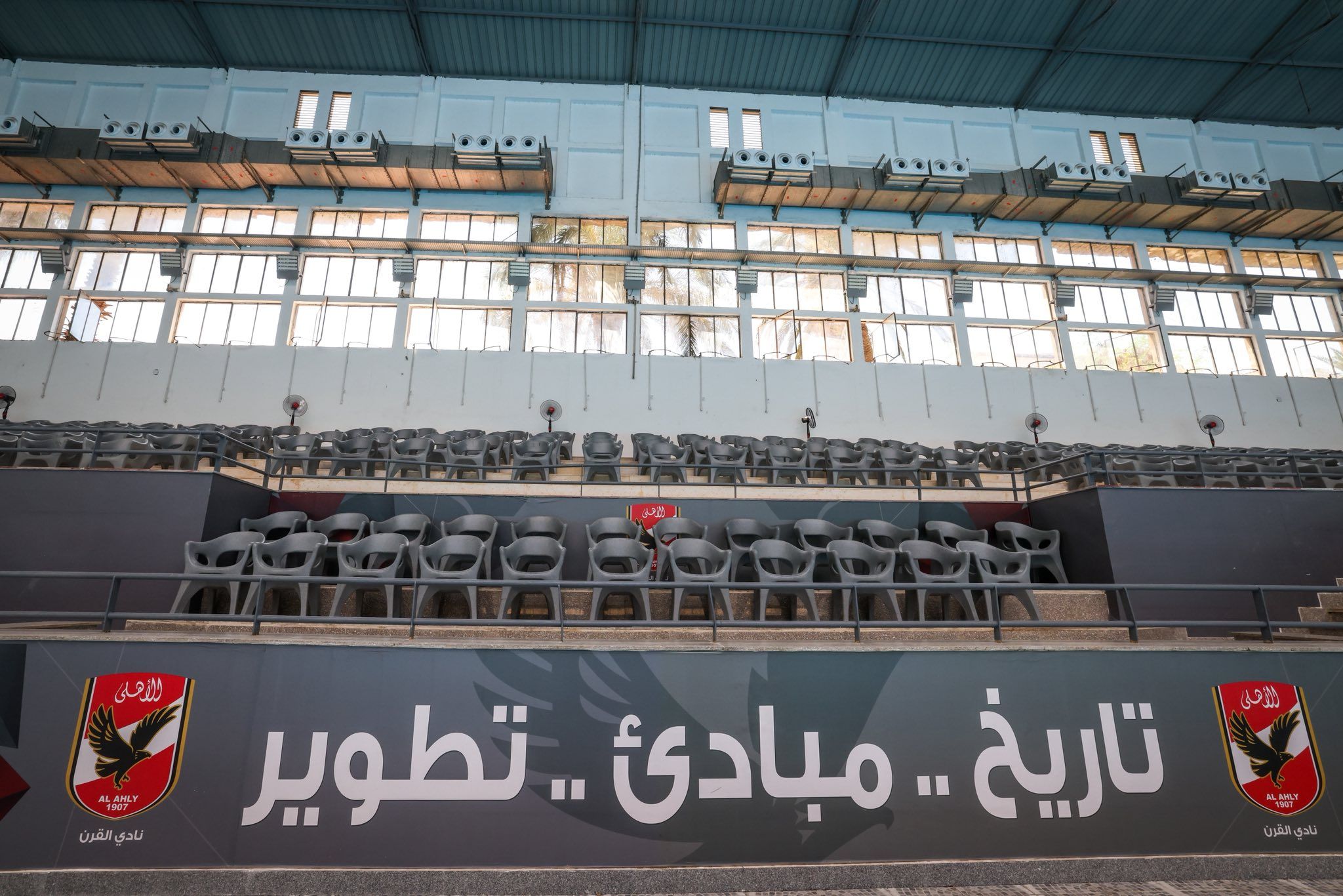 الخطيب يفتتح حمام سباحة "التربية والتعليم الأولمبي" داخل مقر النادي - الخليج الان