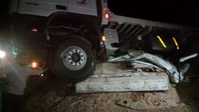 مصرع وإصابة 15.. ننشر أسماء الوفيات في حادث تصادم ميكروباص وتريلا بمطروح - الخليج الان