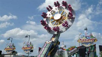 كارثة في سماء ألمانيا.. انفجار عرض ناري يحوّل مهرجاناً شهيراً إلى مشهد رعب - الخليج الان