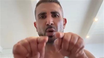 بمشاركة ابنته.. أحمد سعد يطلق رقصة جديدة على أغنية مكسرات - الخليج الان