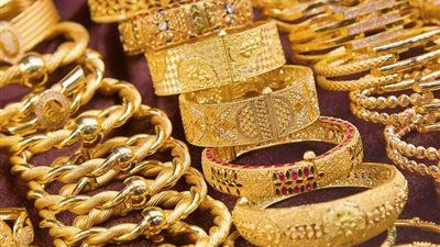 بالتزامن مع التراجع الطفيف للمعدن الأصفر.. الفيدرالي الأمريكي يلمح لتيسير نقدي والذهب يترقب الحسم في يوليو - الخليج الان