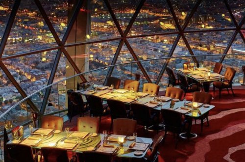 تحذير عاجل.. قرار غامض يُهدد بإغلاق أشهر المطاعم السعودية الفاخرة بين ليلة وضحاها!(التفاصيل الكاملة)