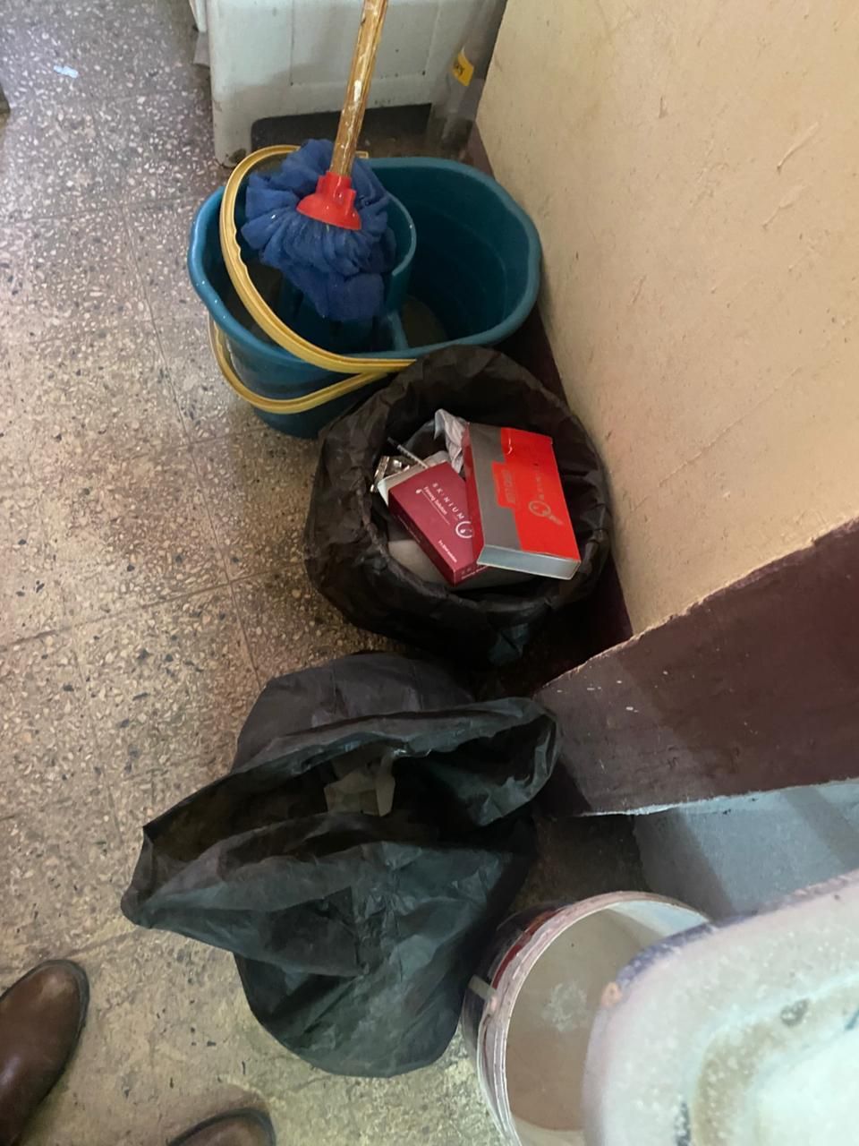 ضبط منتحلى صفة و تحرير 4 محاضر نيابة عامة فى حملة مشتركة من الصحة و التموين والبيئة و حماية المستهلك و هيئة الدواء - الخليج الان