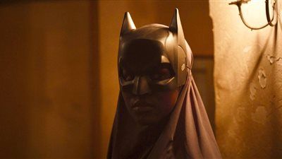 عائشة لا تستطيع الطيران يفوز بجائزة فيبرسي في مهرجان يريفان السينمائي الدولي - الخليج الان