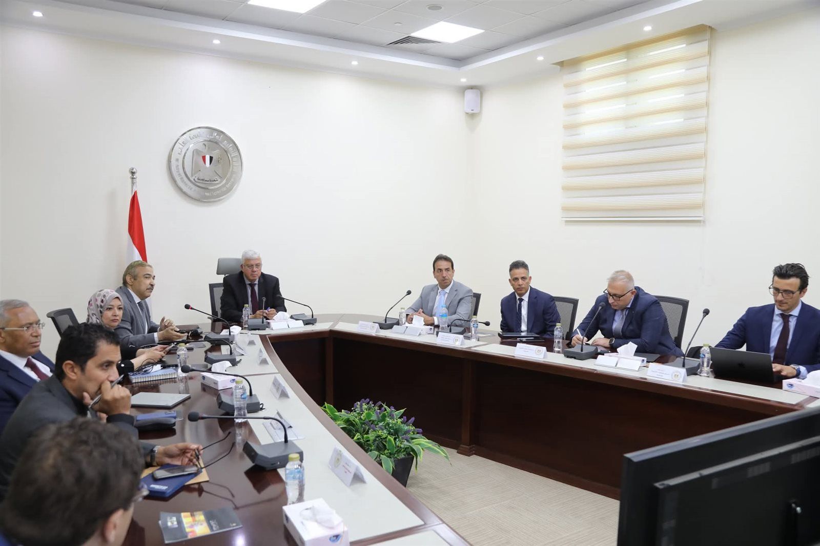 وزير التعليم العالي يعقد اجتماعًا مع ممثلي مؤسسة كلاريفيت لتعزيز التعاون المشترك ويؤكد: الوزارة تمتلك منظومة متكاملة لدعم الابتكار - الخليج الان