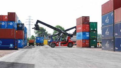 استحواذ جديد في قطاع النقل.. كيف يؤثر دخول CMA CGM على ميناء أكتوبر الجاف؟ - الخليج الان