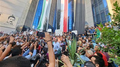 نقابة الصحفيين: "غزة تموت.. والضمير العالمي على محك التاريخ.. أوقفوا جريمة الإبادة بالتجويع.. فلسطين تختبر إنسانيتكم - الخليج الان