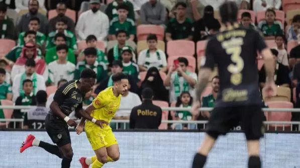 موعد مباراة الأهلي والقادسية في نصف نهائي كأس السوبر السعودي والقنوات الناقلة - الخليج الان