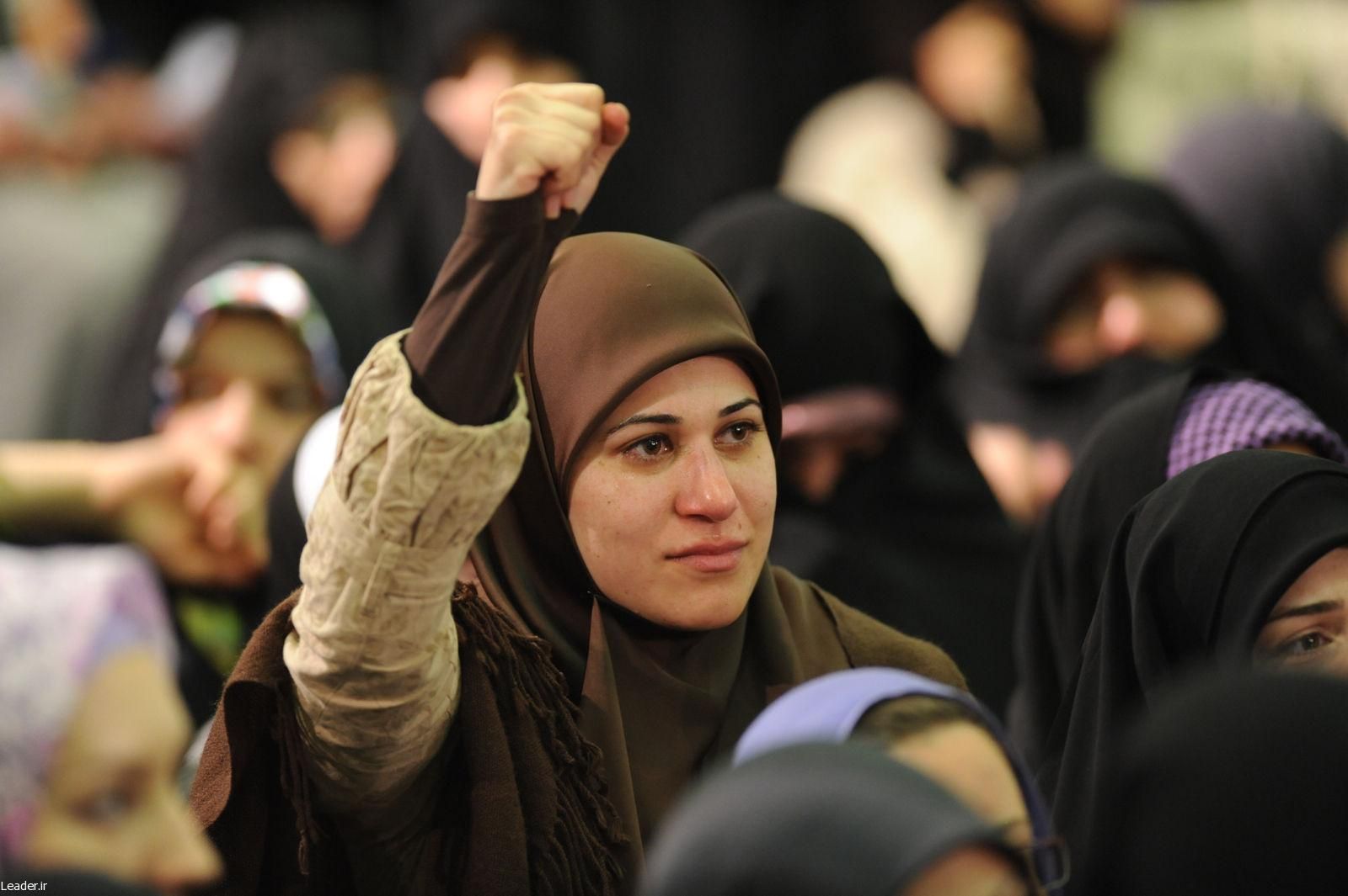 دعم حقيقي .. منحة المرأة الماكثة في البيت 2025 بالجزائر بقيمة 800 دينار من غير وسيط