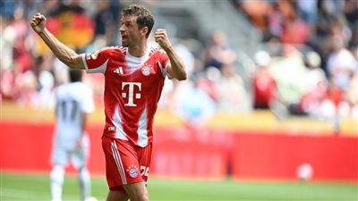 مولر يفاضل بين عرضين من الدوري الأمريكي بعد إنتهاء رحلته مع البايرن - الخليج الان