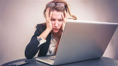 عيادة متخصصة لعلاج "كراهية الذهاب إلى العمل".. بادر بالحجز - الخليج الان