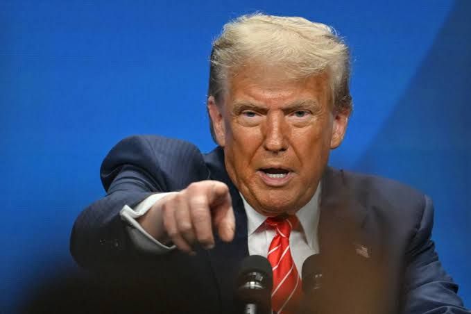 «أكبر صفقة في التاريخ».. ترامب يعلن عن إبرام صفقة استثمارية بقيمة 550 مليار دولار مع اليابان - الخليج الان