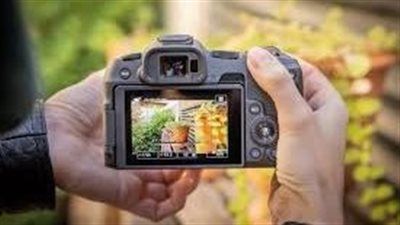 كاميرات الفئة العليا تتحدى الكاميرات الاحترافية.. هل يُستغنى عن DSLR قريبًا؟ - الخليج الان