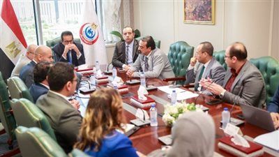 وزير الصحة يعقد اجتماعاً مع ممثل منظمة الصحة العالمية في مصر لبحث التعاون في القطاع الصحي - الخليج الان
