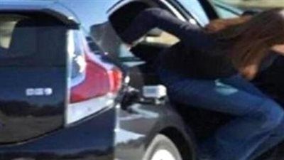 طالبة ثانوية عامة تلقي بنفسها من سيارة بعد سماعها نتيجة بالمنوفية - الخليج الان