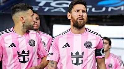 الدوري الأمريكي يُعاقب ليونيل ميسي وجوردي ألبا: مباراة إيقاف بسبب عدم الالتزام - الخليج الان
