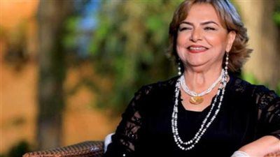 عزة لبيب: اعتزال ليلى طاهر قرار حكيم.. ومعنديش مانع جوزي يغازل واحدة قدامي - الخليج الان