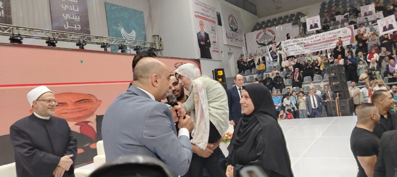 مؤتمر المنوفية الجماهيري.. "الجبهة الوطنية" يُكرم الطالبة أسماء من ذوي الهمم لحصولها على 90٪ بالثانوية العامة - الخليج الان