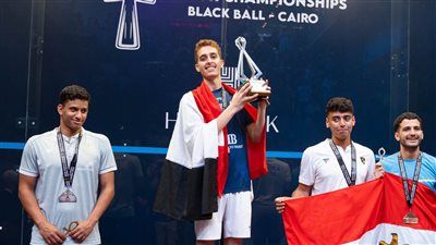 محمد زكريا بعد التتويج بلقب العالم للإسكواش: تحقيق اللقب أمام والدي وأساطير اللعبة لحظة لا تنسى - الخليج الان