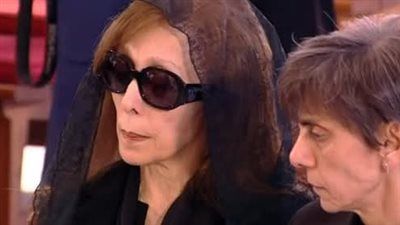 طلب غريب من فيروز في جنازة نجلها زياد الرحباني.. نضال الأحمدية تكشفه - الخليج الان