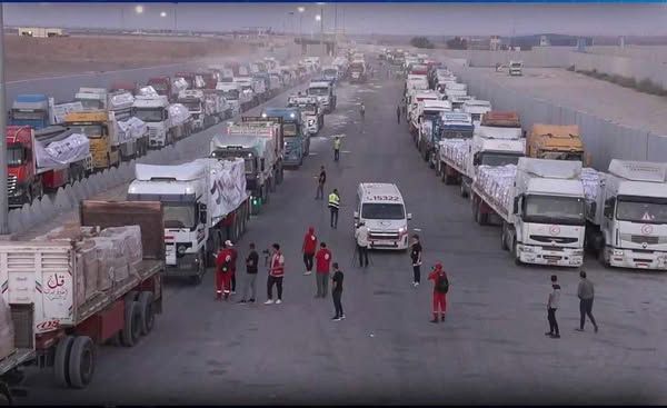 «مصر لغزة.. مساعدات تتخطى حدود الإغاثة ورسائل دبلوماسية تُغيّر بوصلة العالم» - الخليج الان