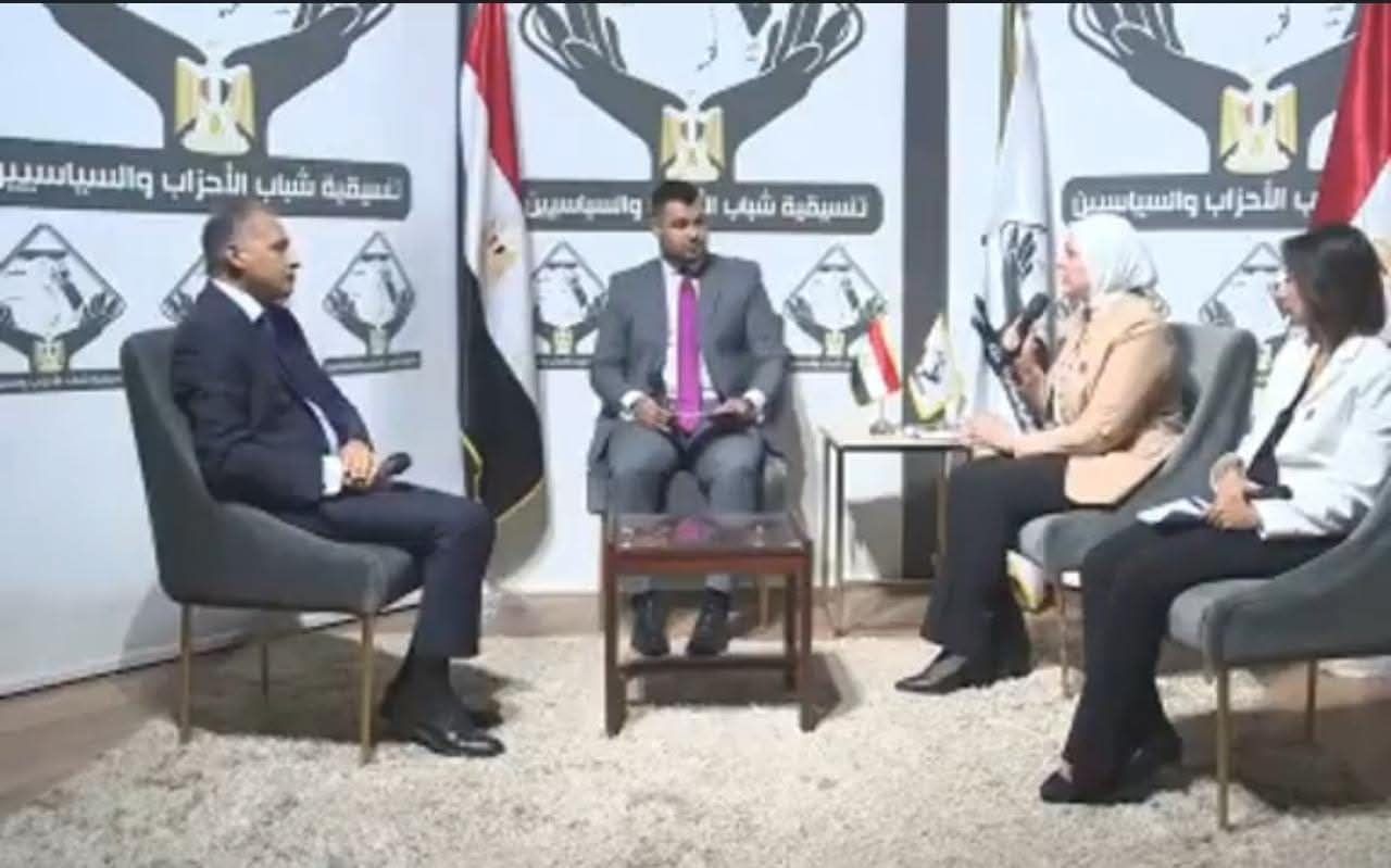 "من تجربة ملهمة إلى رؤية مستقبلية".. صالون تنسيقية شباب الأحزاب والسياسيين يناقش أغلبية التأثير بالفصل التشريعي الأول بمجلس الشيوخ - الخليج الان