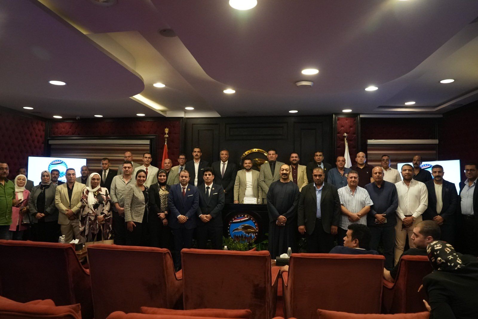 بحضور أمنائها في المحافظات.. أمانة العمل الجماهيري المركزية بـ"مستقبل وطن" تعقد اجتماعا تنظيمياً لمناقشة استعدادت انتخابات مجلس الشيوخ 2025 - الخليج الان