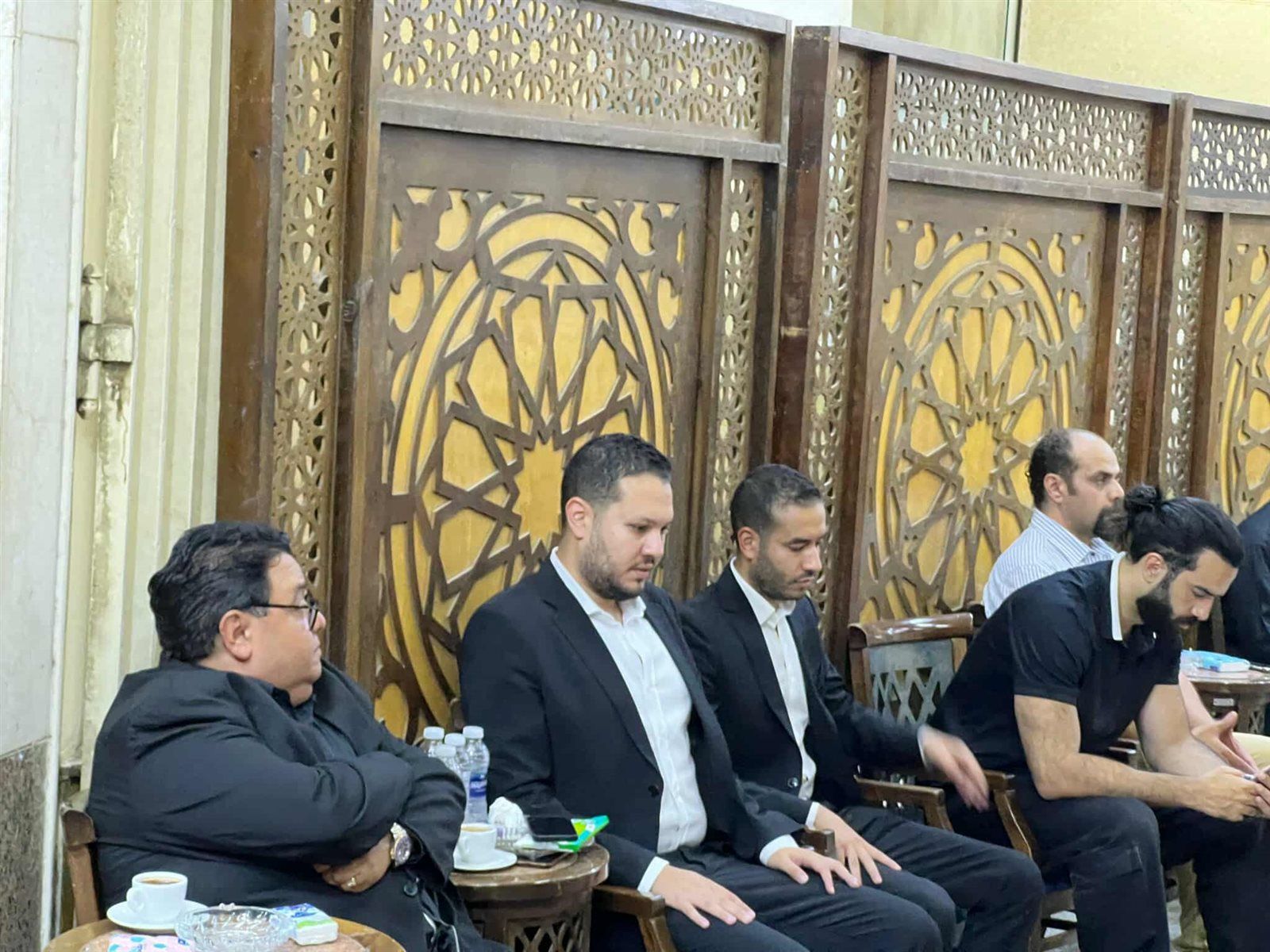 المخرج خالد جلال يستقبل عزاء شقيقه من مسجد الحامدية الشاذلية - الخليج الان