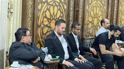المخرج خالد جلال يستقبل عزاء شقيقه من مسجد الحامدية الشاذلية - الخليج الان