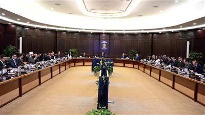 زيادة تعويض مخاطر المهن الطبية.. الحكومة توافق على 8 قرارات جديدة - الخليج الان