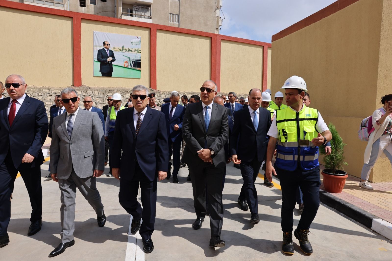 خلال الاحتفال بالذكرى الـ 69 لتأميم قناة السويس.. افتتاح محطة مياه "26 يوليو" بالإسماعيلية و3 كباري عائمة - الخليج الان